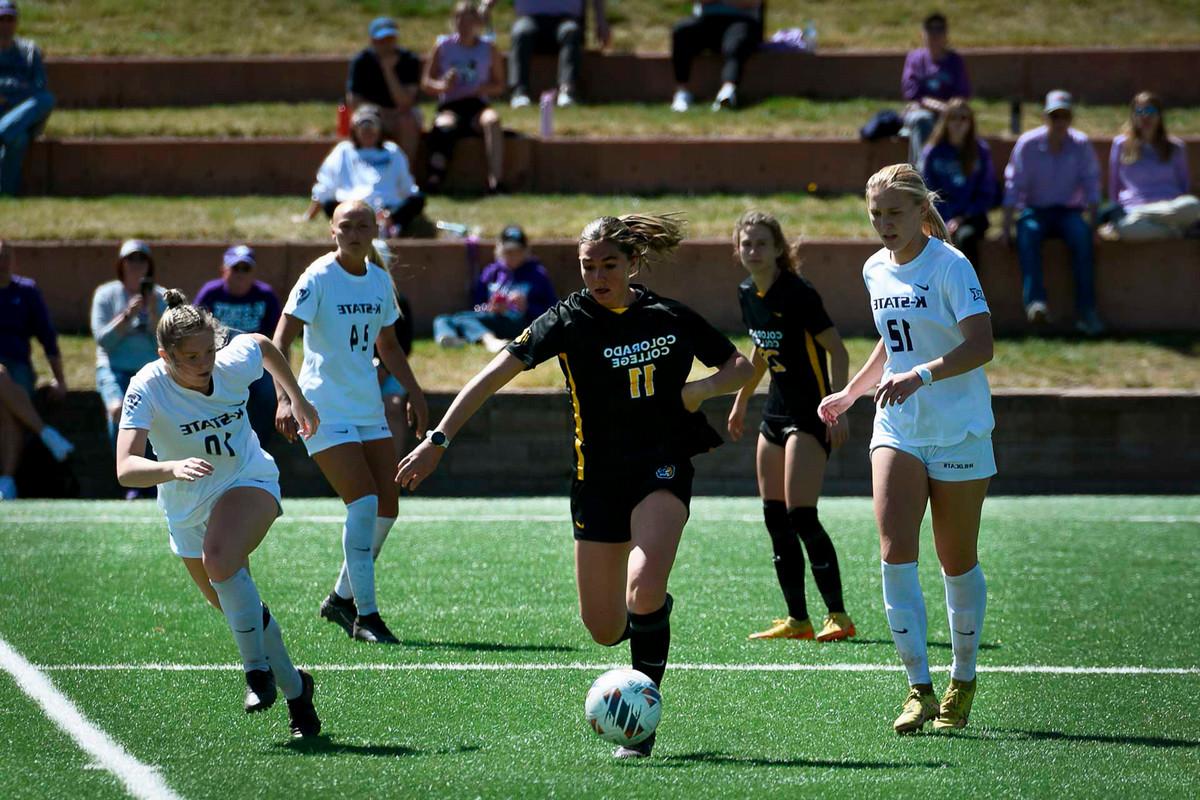 Kaelin Woodruff, midfield. CC Women’s Soccer played a game against Kansas State University April 14 at Stewart Field. Photo by Jamie Cotten
